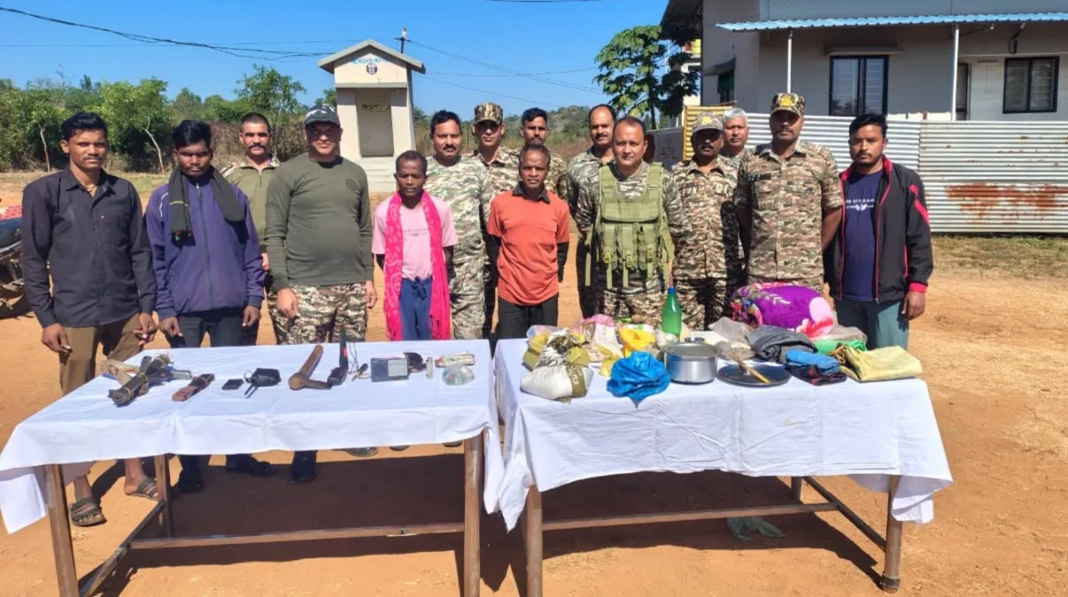 Maoist Surrender in MP: बालाघाट माओवाद से मुक्त.. आखिरी दो माओवादी दीपक और रोहित ने भी डाले हथियार
