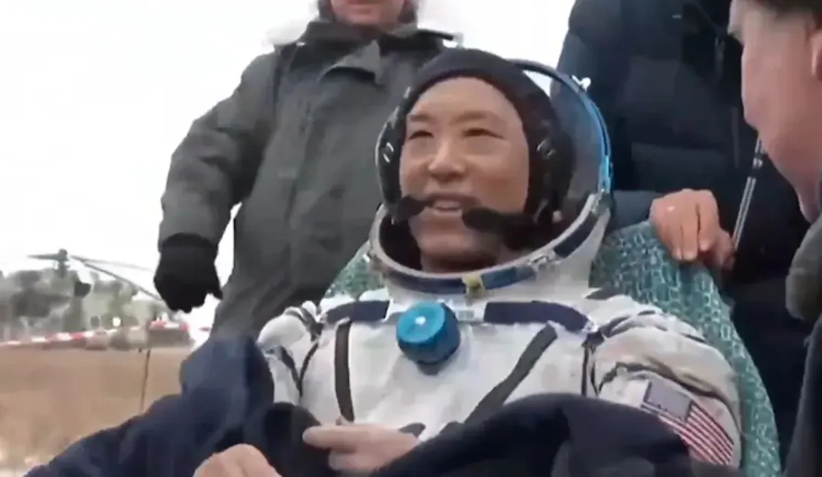 अंतरिक्ष से वापस लौटे अमेरिकी-रूसी यात्री, 8 महीने के मिशन को दिया अंजाम; 245 दिनों की थी यात्रा