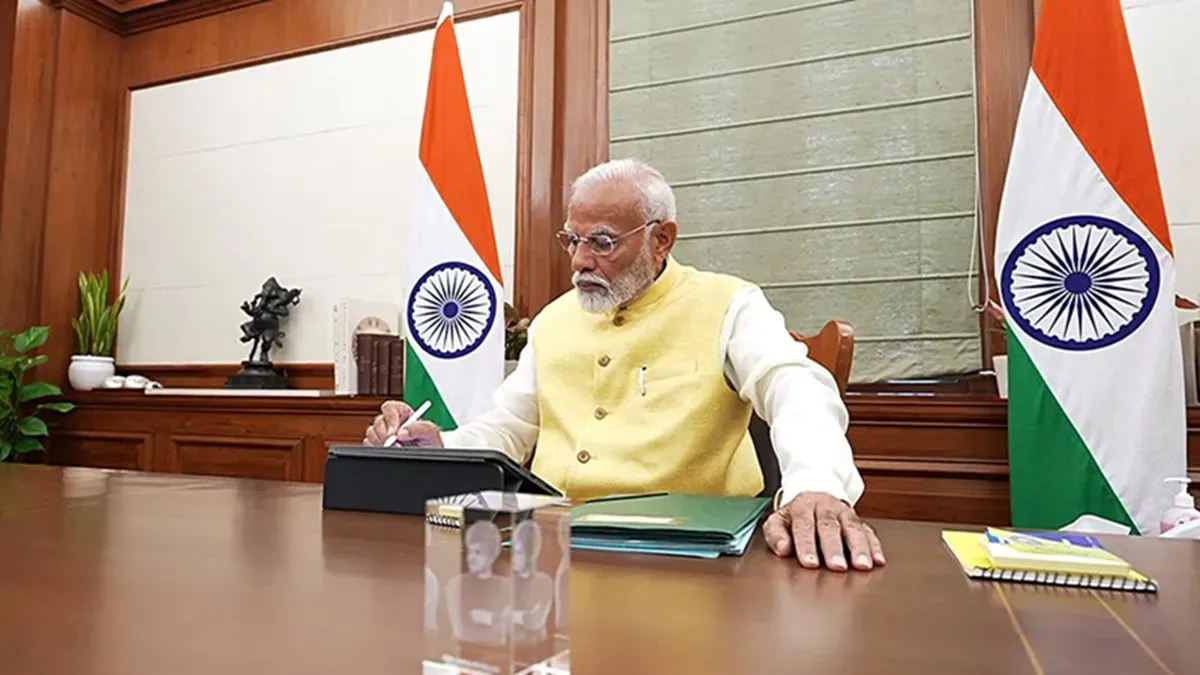 उच्च शिक्षा का एक ही नियामक बनाने को कैबिनेट की स्वीकृति, बीमा संशोधन बिल को भी मंजूरी