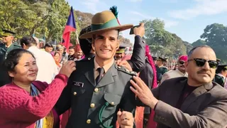 छतराड़ी के सजल शर्मा माता-पिता के साथ। सौ. स्वजन