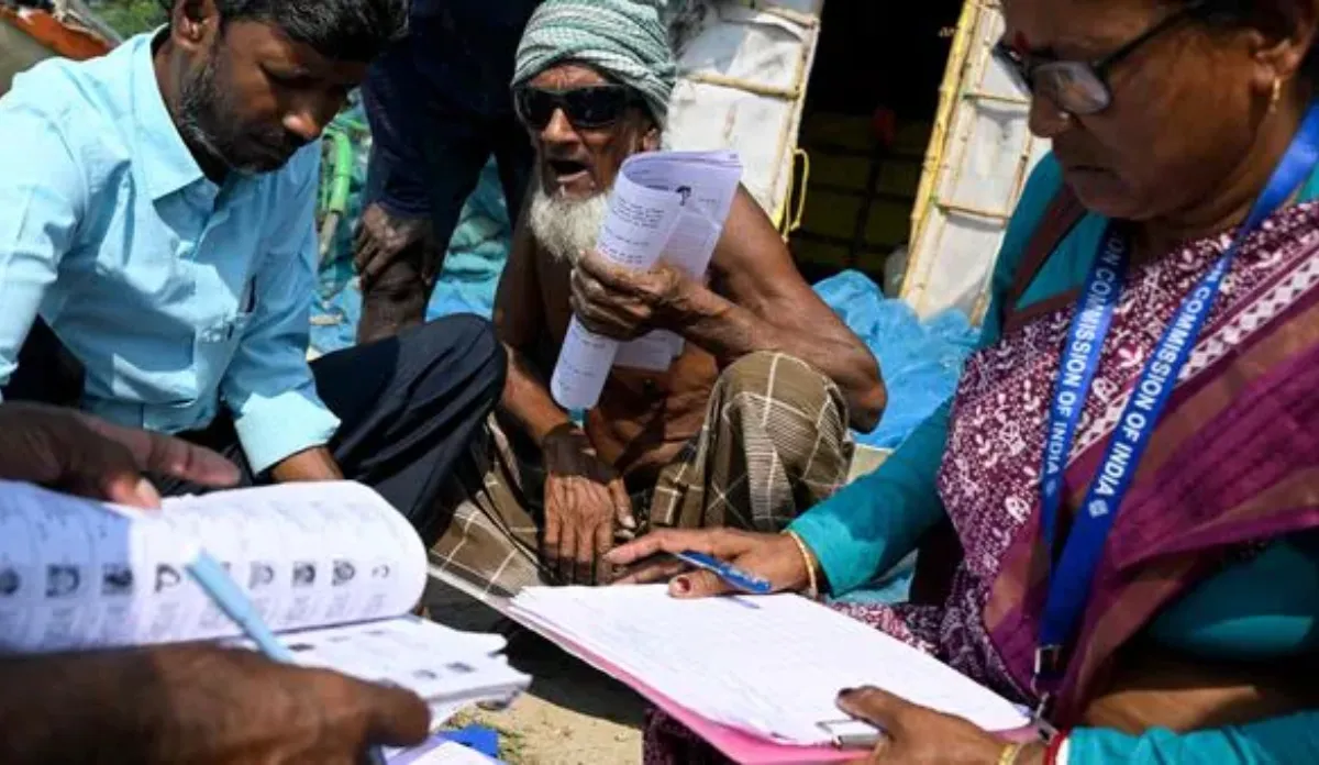 बंगाल-राजस्थान-गोवा की मसौदा मतदाता सूचियों का प्रकाशन आज, राजनीतिक दलों को सौंपी जाएगी हार्ड कॉपी