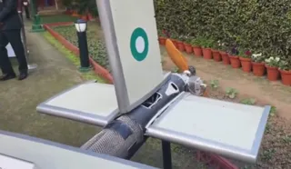 विजय दिवस से पहले सेना ने दिखाया पाकिस्तान का तुर्किये ड्रोन (फोटो सोर्स- पीटीआई)