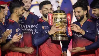 IPL 2025 का खिताब जीता था।