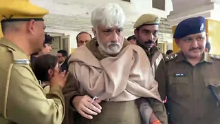 फिल्म डायरेक्टर विक्रम भट्ट और पत्नी श्वेतांबरी भेजे गए जेल (फोटो- एक्स)