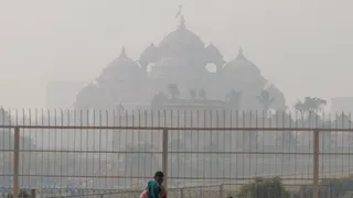 दिल्ली में हवा की गुणवत्ता लगातार गंभीर श्रेणी में बरकरार।
