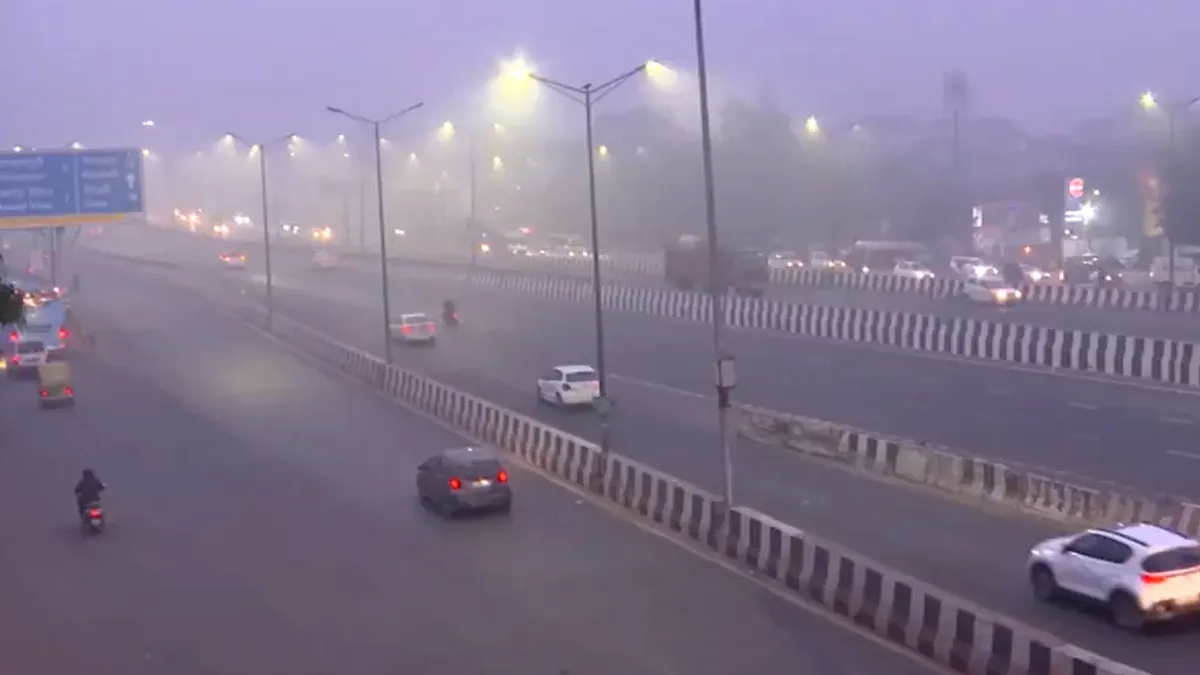 दिल्ली-NCR में  दमघोंटू हवा, धुंध की मोटी परत छाई; AQI 400 के पार बरकरार