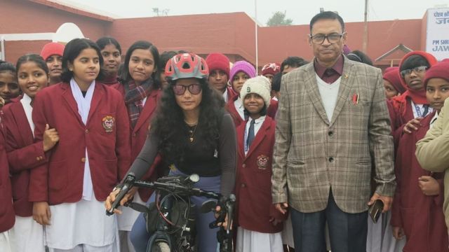 37 देश, 11 पर्वत लांघ शेखपुरा पहुंची समीरा खान; बोलीं- बेटियों को भी मिले बेटों जैसी स्वतंत्रता

