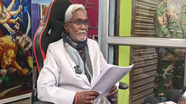 Champai soren का एलान: पूरे संताल परगना में चलाया जाएगा चिरगल सागाड़, घुसपैठियों से आदिवासियों की जमीन कराई जाएगी मुक्त
