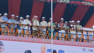 सांसद खेल महोत्सव का भव्य शुभारंभ, मुख्यमंत्री धामी ने किया उद्घाटन।