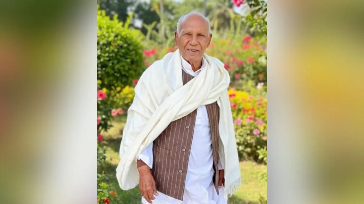 लालबहादुर और वी. पी. सिंह के करीबी पारसनाथ दुबे का 96 वर्ष की आयु में निधन, राजनीति के एक दौर का अंत
