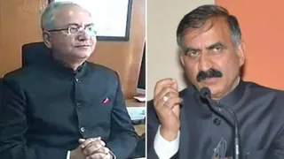 हिमाचल प्रदेश के राज्य निर्वाचन आयुक्त अनिल खाची और सीएम सुखविन्द्र सिंह सुक्खू। जागरण आर्काइव