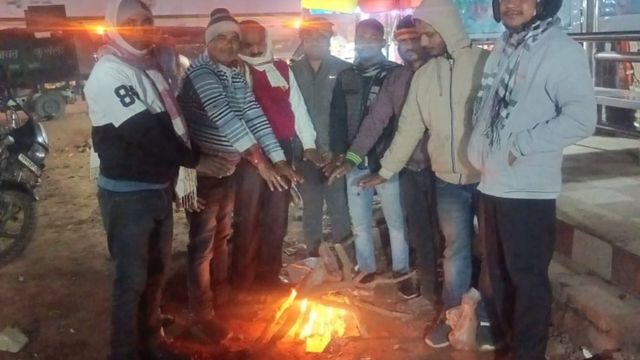 Katihar Weather Update: कटिहार में ठंड और घने कोहरे से जनजीवन अस्त-व्यस्त, दुर्घटना का खतरा बढ़ा
