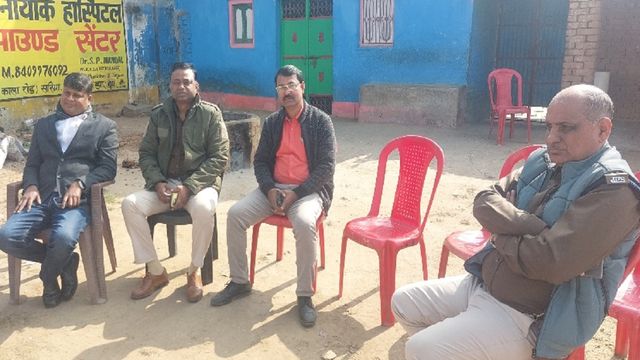 भाजपा ने दिन में दी श्रद्धांजलि, रात में पुलिस ने चबूतरा ध्वस्त किया; Atal Bihari Vajpayee की प्रतिमा को लेकर सरिया में तनाव

