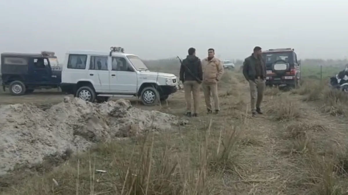 गंगा की कटरी में वन विभाग का 'ऑपरेशन क्लीन', भारी पुलिस बल के साथ शुरू हुआ जमीन का सीमांकन
