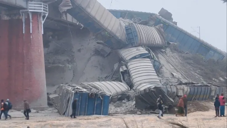 जमुई रेल हादसे से पहले इस ट्रेन को पलटाने की थी साजिश, हावड़ा-पटना-दिल्ली मेन लाइन की बड़ी गड़बड़ी आई सामने