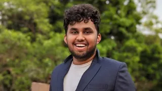 एआई स्टार्टअप कंपनी गीगा के भारतीय मूल के सीईओ वरुण वुम्मादी। फोटो - X
