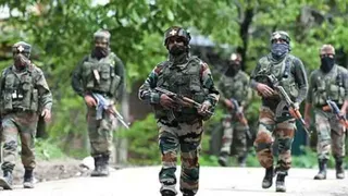 2025 में भारतीय सेना के पराक्रम को दुनिया ने देखा। (पीटीआई)
