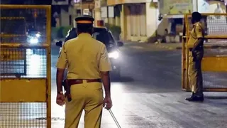 नोएडा की प्रमुख सड़कों पर पुलिस टीम तैनात रहेगी। फाइल फोटो
