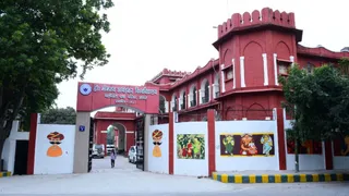 आंबेडकर विवि।