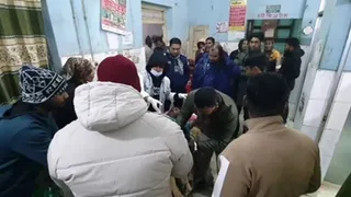 बांग्लादेश में खोकोन दास पर हमला किया गया और उन्हें आग लगा दी गई (फोटो- एक्स)