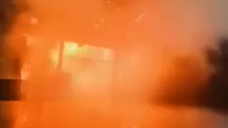 शराब के ठेके में भीषण आग