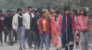 नव वर्ष के अवसर पर चिड़ियाघर में लगी भीड़। जागरण