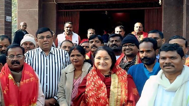 केंद्रीय मंत्री अन्नपूर्णा ने Jharkhand की स्वास्थ्य व्यवस्था पर जताई चिंता, कहा- एंबुलेंस की जगह गोद में मरीज बेहद शर्मनाक
