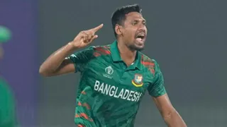 आइपीएल में नहीं खेल पाएंगे मुस्तफिजुर रहमान; केकेआर टीम से हटाया (फाइल फोटो)