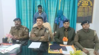 गढ़वा में बेटे ने सोते पिता को कुल्हाड़ी से काट डाला