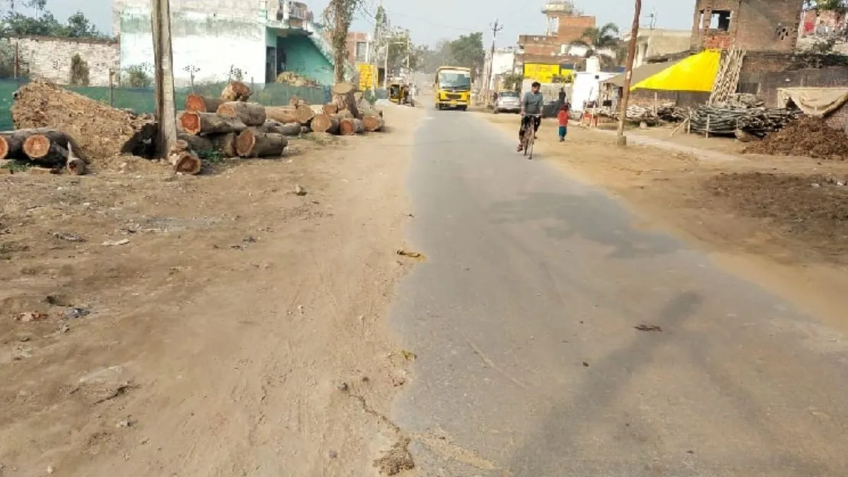 कुशीनगर में कप्तानगंज-पकड़ियार सड़क का होगा चौड़ीकरण, 10 करोड़ रुपये से चौड़ा होगा मार्ग
