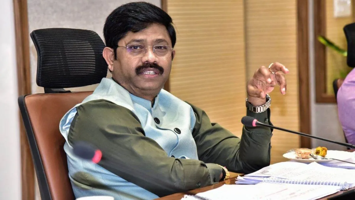 'योगी सरकार ने मिट्टी में मिलाए माफिया, इंस्पेक्टर राज खत्म'... मथुरा में नंदगोपाल नंदी बोले- व्यापारियों के लिए भयमुक्त माहौल
