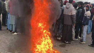 नेपाल में फिर बढ़ा तनाव।