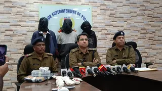 मंगलवार को एसपी कार्यालय में आयोजित प्रेस वार्ता में सुहेल हत्याकांड का खुलासा करते सिटी एसपी कुमार शिवाशीष।