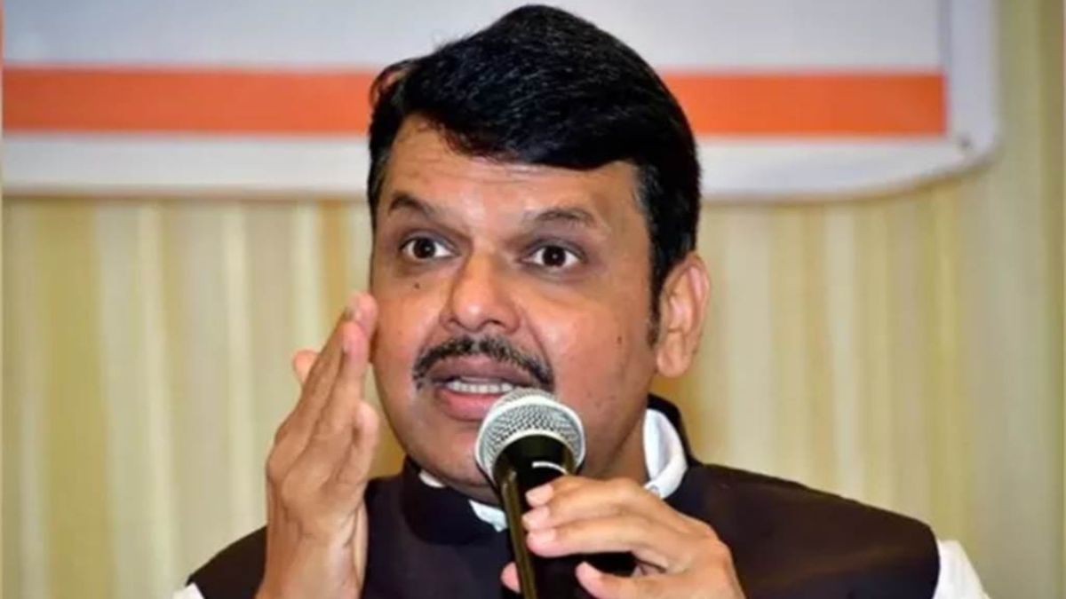 'शरजील इमाम की औलादों के इरादों को कुचल देंगे' JNU में लगे नारों के बाद देवेंद्र फडणवीस की चेतावनी