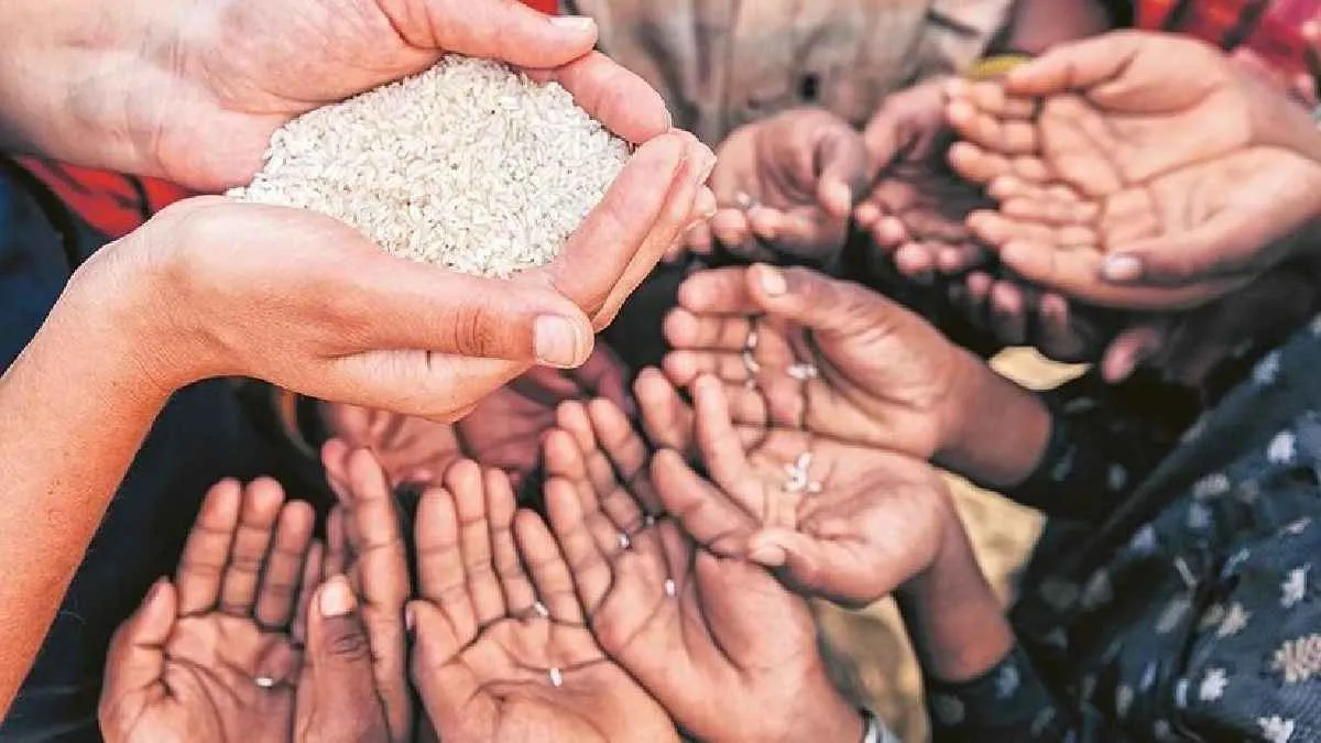 10 साल में 25 करोड़ से ज्यादा लोग गरीबी से उबरे, सामाजिक सुरक्षा के विस्तार से सशक्त हुआ समाज