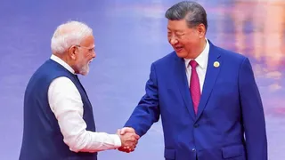भारत सरकार चीनी कंपनियों पर लगे प्रतिबंध हटाने पर विचार कर रही