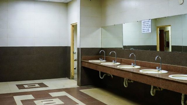 संभल शहर में 10 स्थानों पर बनेंगे यूरिनल, बस अड्डे पर बनेगा शौचालय; लोगों को मिलेगी सहूलियत

