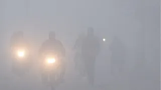 घने कोहरे की कैद में बरेली