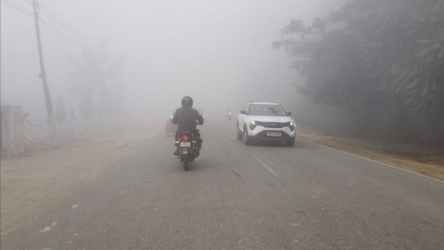 शीतलहर और घने कोहरे के बाद चटख धूप निकलने से म‍िली राहत, तापमान में 2.3 डिग्री सेल्सियस की बढ़ोतरी
