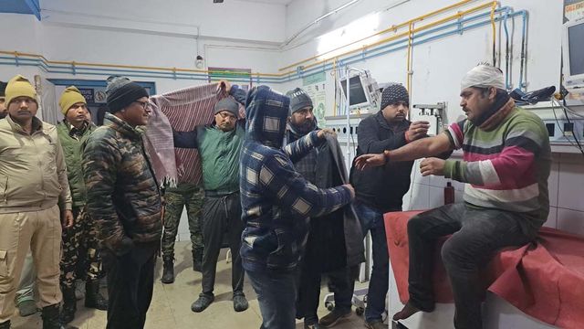 जमुई : अपराधियों ने स्वर्ण व्यवसायी को पिस्टल की बट से जमकर पीटा, 50 लाख रुपये लूट लिए