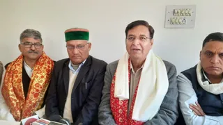 रुद्रा काम्पलैक्स में आयोजित प्रेसवार्ता बोलते कांग्रेस के वरिष्ठ नेता प्रीतम सिंह।