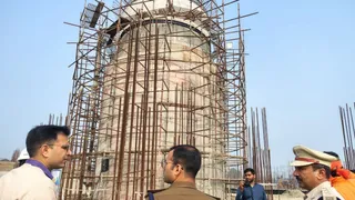 विश्व के सबसे बड़े शिवलिंग की स्थापना