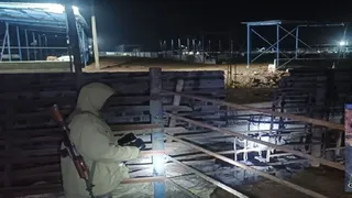 चोरी कीे घटना के बाद गोलोक धाम गौशाला में तैनात सुरक्षाकर्मी।
