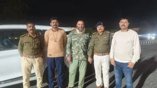सूरत पुलिस ने आरोपी को किया गिरफ्तार।