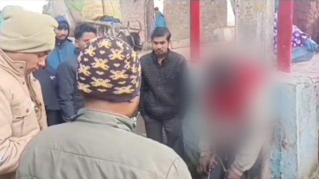 इंसानियत शर्मसार! बंदर की मौत के शक में मानसिक मंदित युवक को खंभे से बांधकर बेरहमी से पीटा