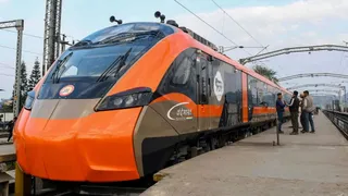 17 जनवरी को देश को पहली वंदे भारत स्लीपर ट्रेन मिलने जा रही है