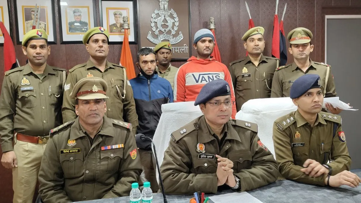 शामली में एक करोड़ की स्मैक के साथ दो तस्कर गिरफ्तार, कैराना से लाकर झिंझाना में करते थे सप्लाई
