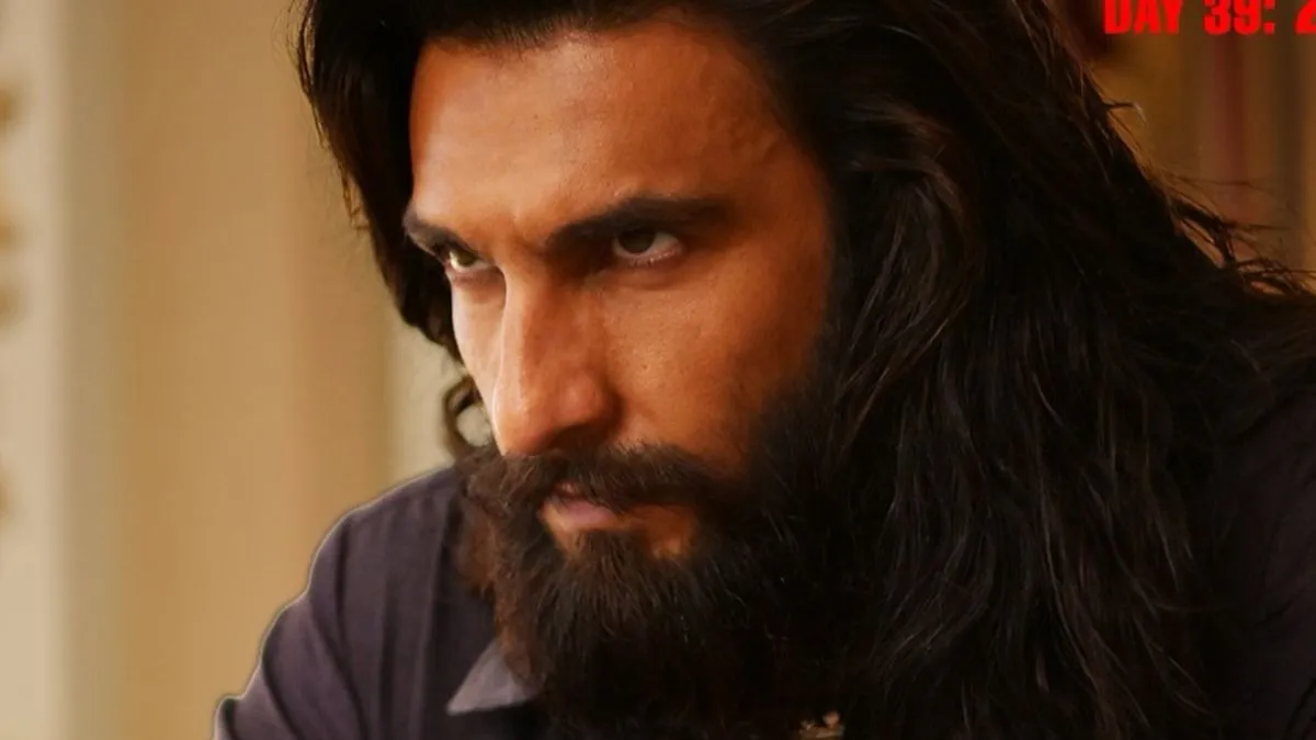 Dhurandhar बन चुका है बॉक्स ऑफिस पर भूखा शेर, 1300 करोड़ क्लब की ओर बढ़ती फिल्म का कौन है अगला शिकार?
