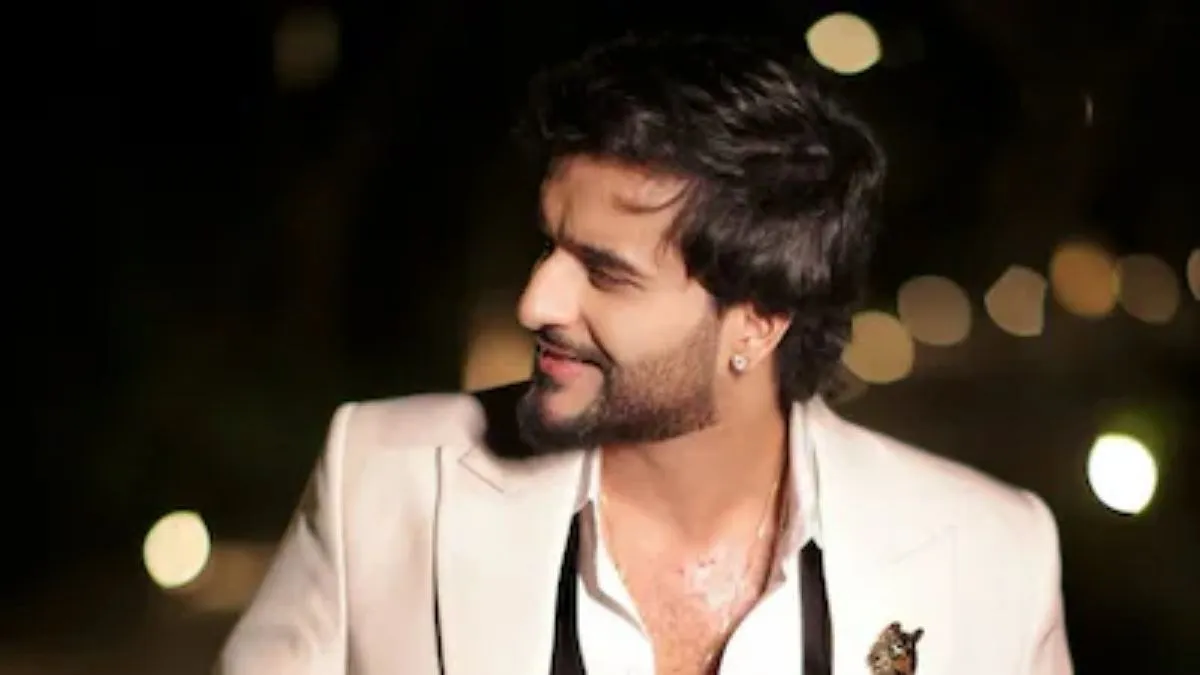 Abhishek Malhan उर्फ फुकरा इंसान ने उंगली उठाने वाले की खोल दी सारी पोलपट्टी, चीटिंग का लगाया था आरोप