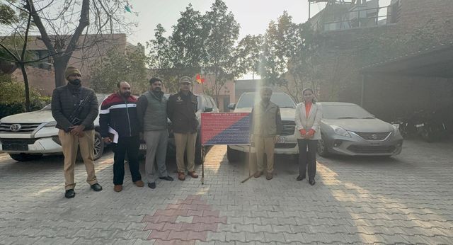 बठिंडा पुलिस ने नशा तस्करी से बनाई तीन करोड़ की संपत्ति फ्रीज की, आरोपी की मर्सिडीज सहित लग्जरी गाड़ियां भी जब्त
